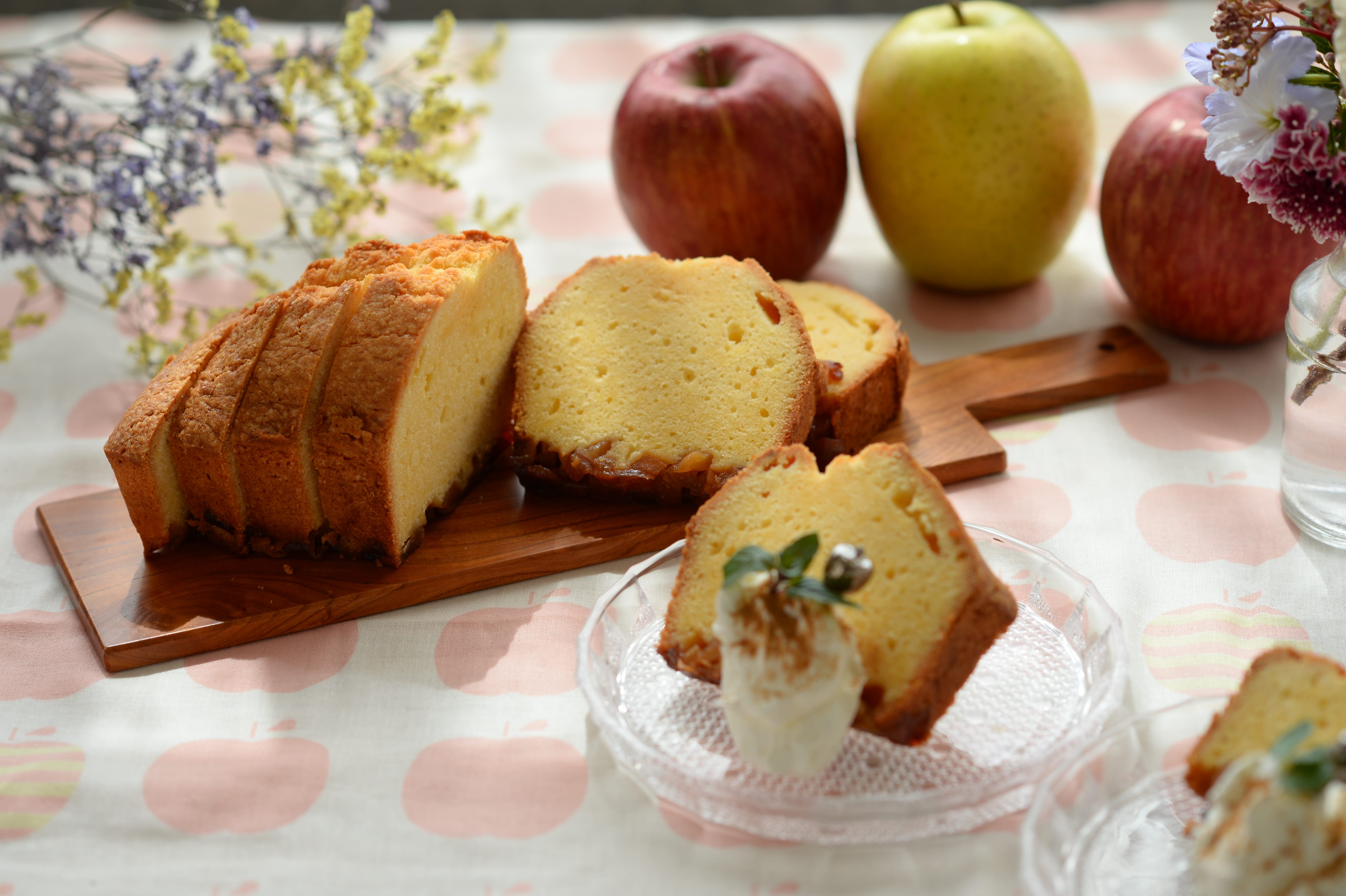 りんごのレシピ　りんごのバターケーキ